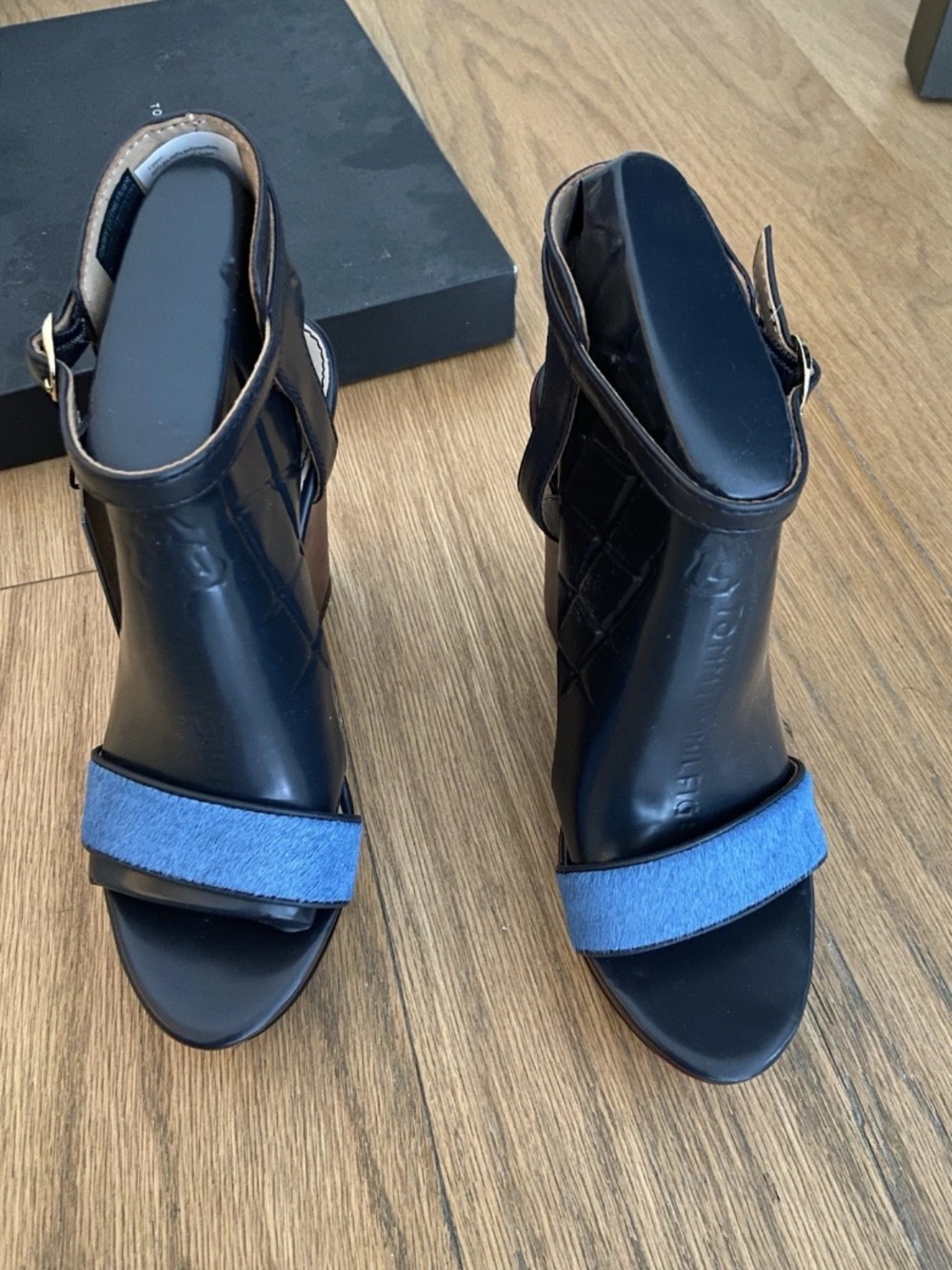 Tommy Hilfiger Black Sandals with Light Blue Front Strap